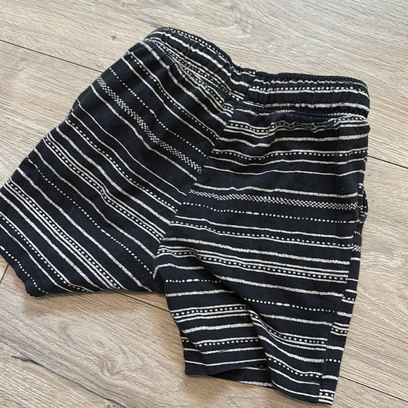 Boys Aztec Shorts - Picture 4 of 4